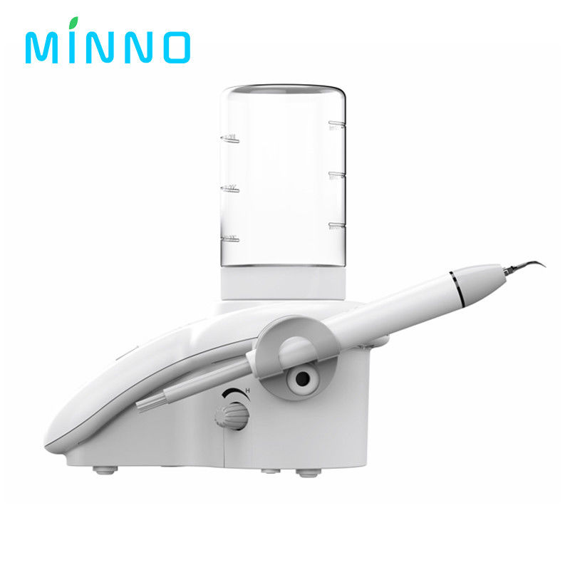 Irrigatore orale USB ricaricabile 10 livelli Flosser d'acqua portatile Dental Water Jet 600ml Serbatoio d'acqua Dentistica